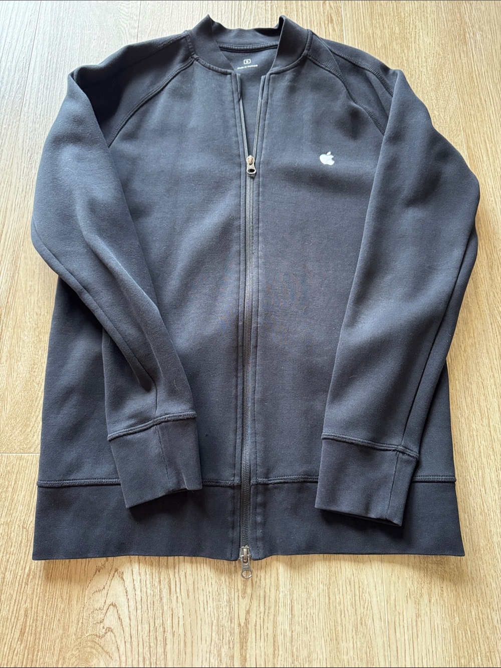 Apple zip up - Picture 3 of 3